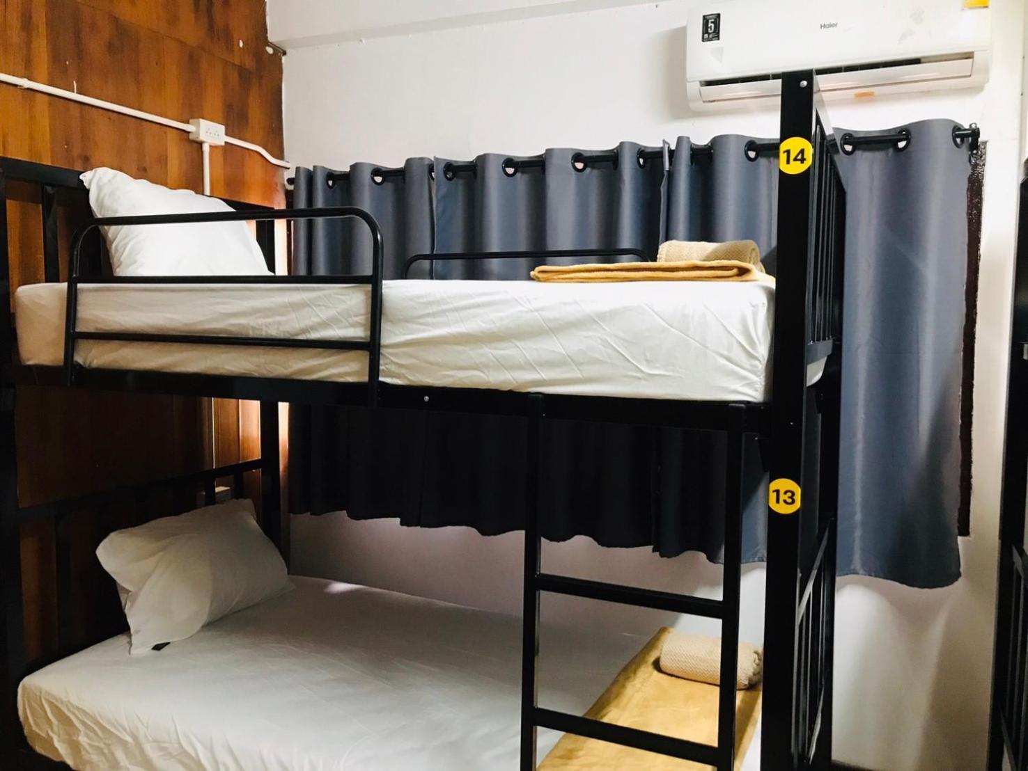 Silom Guesthouse バンコク都 エクステリア 写真