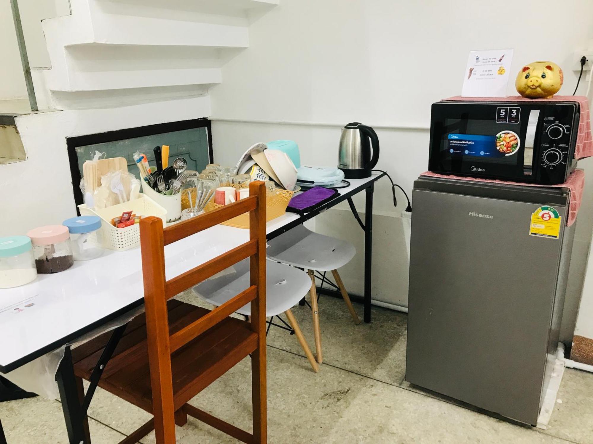 Silom Guesthouse バンコク都 エクステリア 写真