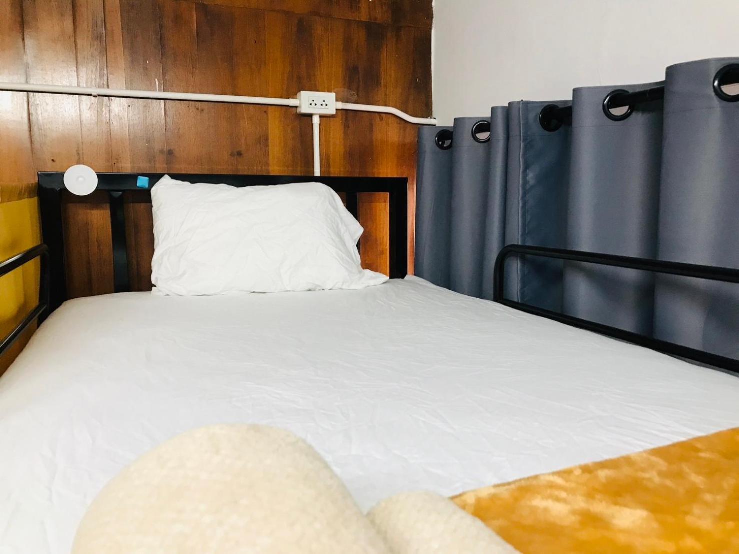 Silom Guesthouse バンコク都 エクステリア 写真